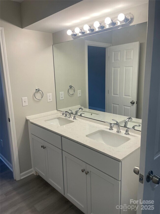 Building Photo - 4430 Faraday St