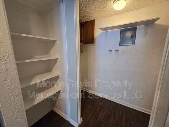 Building Photo - 1713 Cinnamon Path