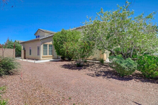 Building Photo - STUNNING 4 Bedroom, 2 Story Home featuring...