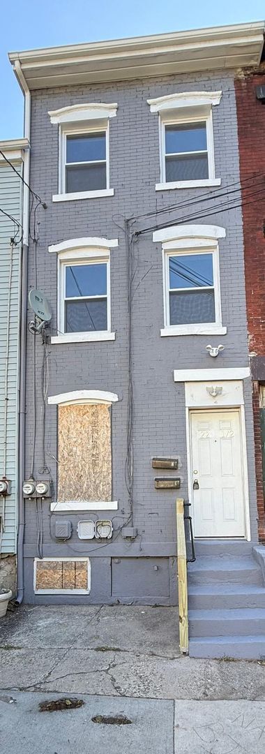 Building Photo - 22 1/2 Seward Ave