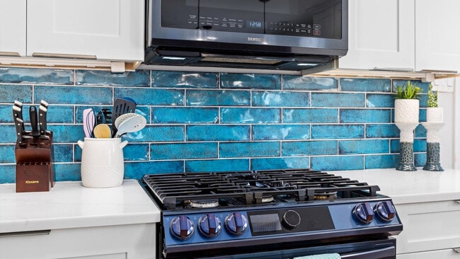 Building Photo - 710 Battersea Rd