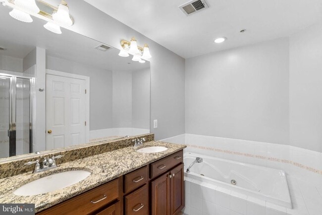 Building Photo - 5246 Tancreti Ln