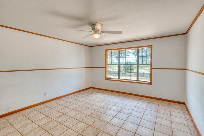 Building Photo - 6552 CR 403