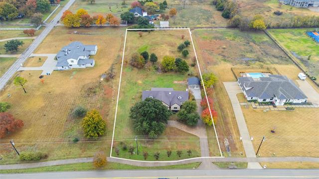 Building Photo - 1260 Stacy Rd