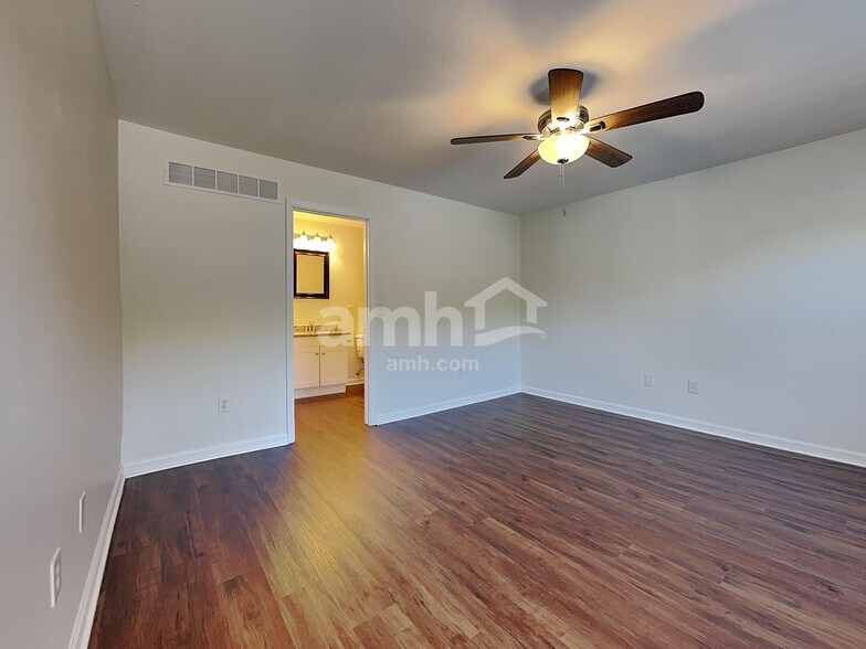 Building Photo - 54 Huntington Ave