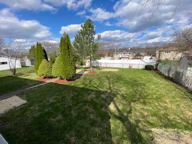 Building Photo - 1403 Sauk Ln