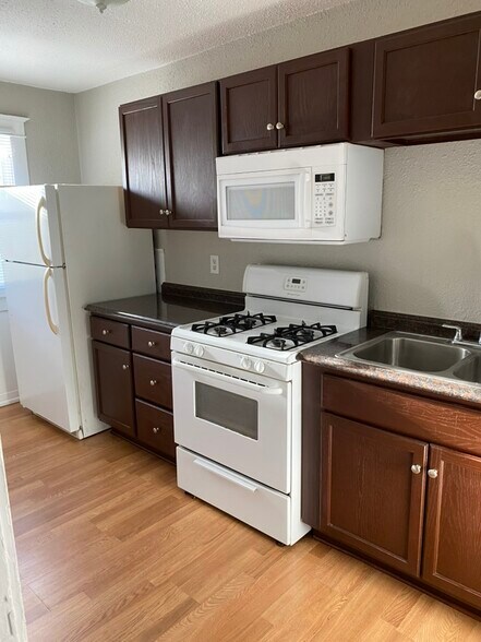 Building Photo - 1346 17th Ter N