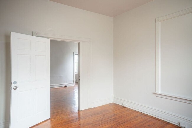 Building Photo - Spacious 4-Bedroom Home Near Kutztown University – Prime Downtown Location