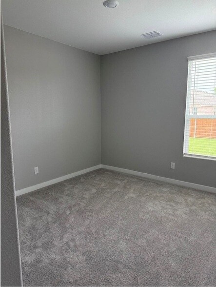 Building Photo - 500 Ml Trce Wy