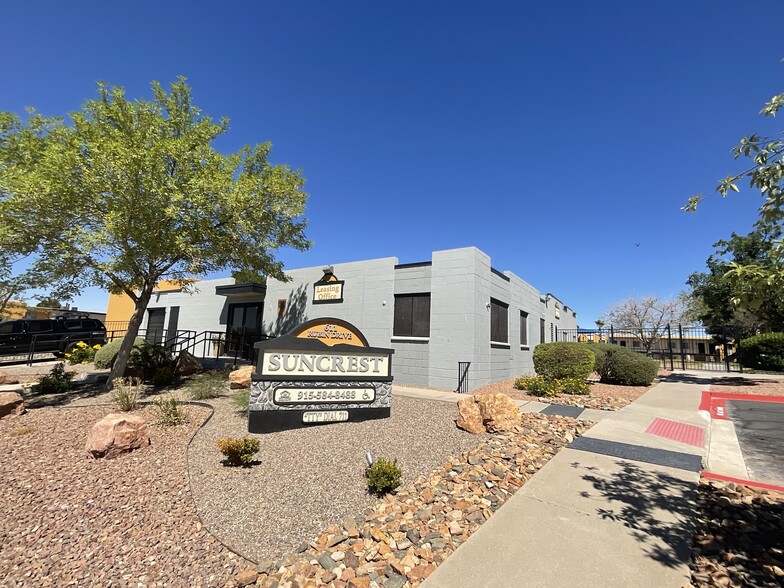 Building Photo - Suncrest Apartments