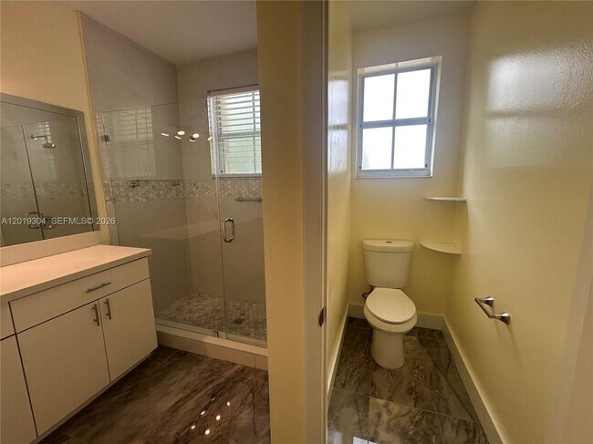 Building Photo - 254 Riverwalk Cir