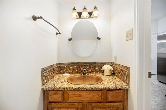 Building Photo - 14531 Sun Harbor Dr