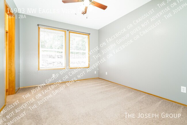 Building Photo - 14903 NW Eagles View Dr