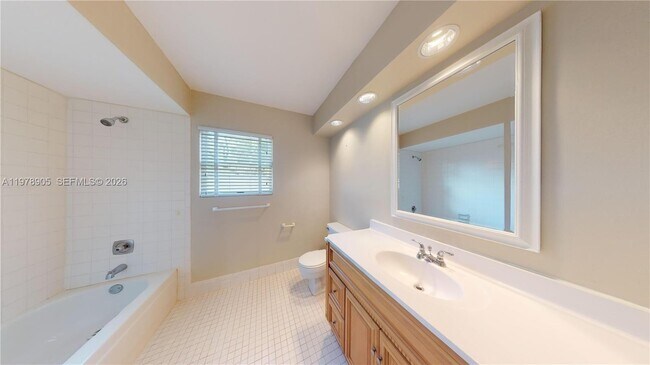 Building Photo - 15012 SW 146th St