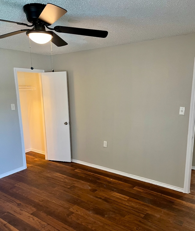 Building Photo - 7717 Corina Dr