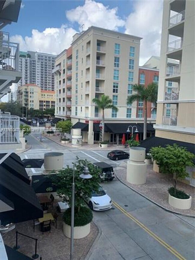 Primary Photo - 7275 SW 90th St