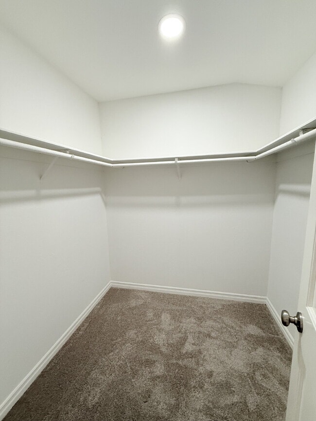 Building Photo - Spacious Carlsbad Townhouse: Spacious 2-Be...