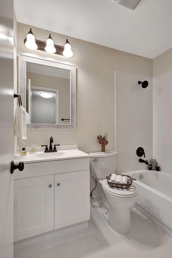 Building Photo - 1109 Duncan Cir