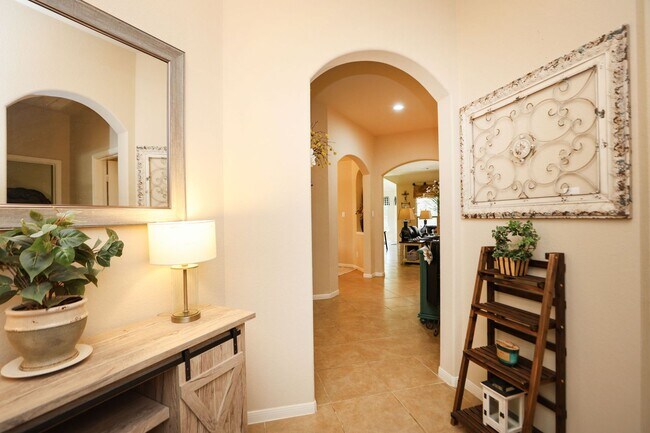 Building Photo - For Lease | 4 Bed, 2 Bath | 2,449 Sq Ft | The Woodlands Creekside Community |