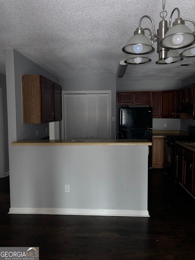 Building Photo - 3596 Janna Ln SW