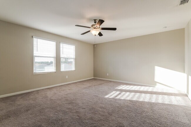 Building Photo - 117 Bentwater Wy