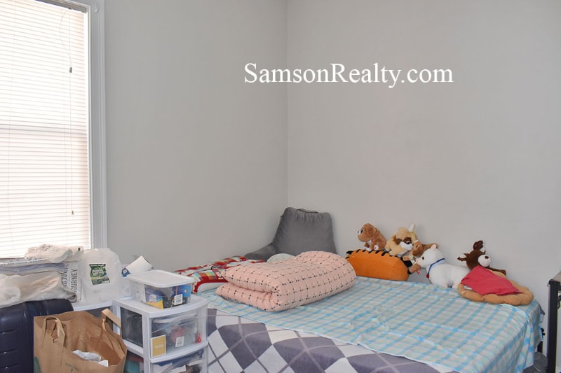 Building Photo - 14 Trenton St