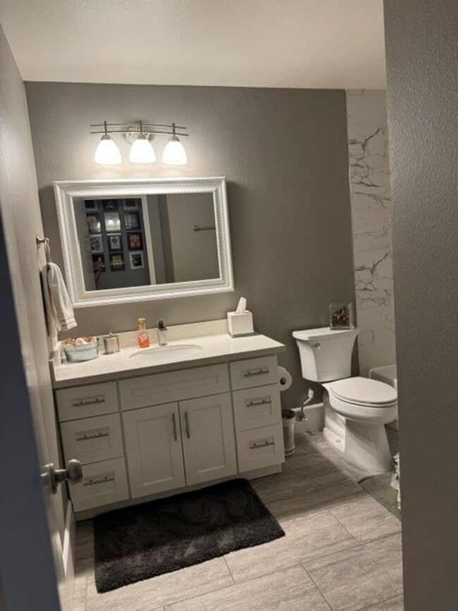 Building Photo - Gorgeous 3-Bedroom House in Gold River wit...