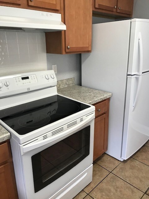 Building Photo - 1595 Megan Bay Cir