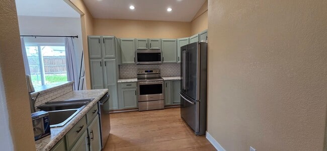 Building Photo - 1404 Medley Loop