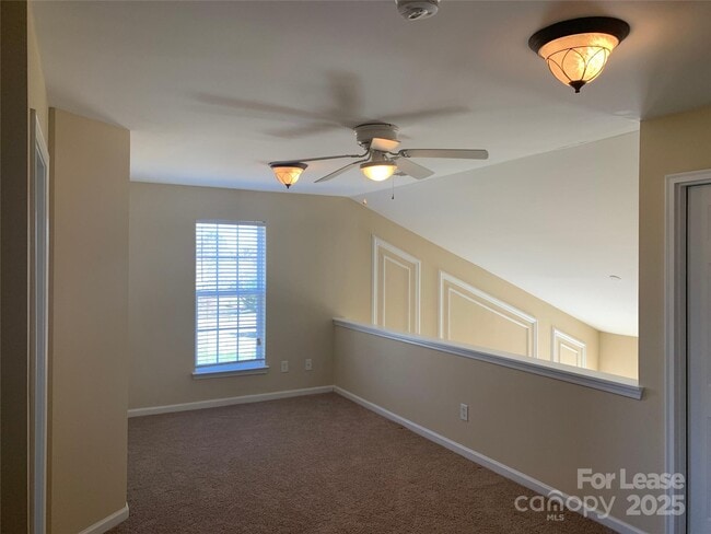 Building Photo - 4098 Holly Villa Cir