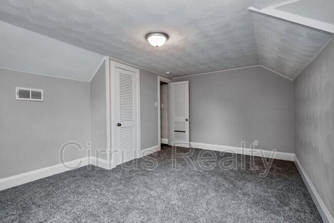 Building Photo - 3611 1/2 King St