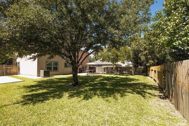 Building Photo - 3713 Blue Cat Way