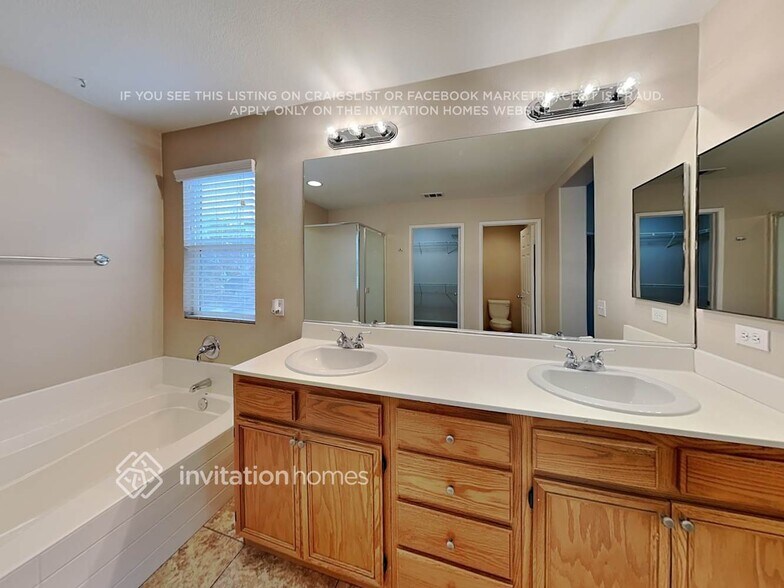 Building Photo - 25820 Boulder Rock Pl