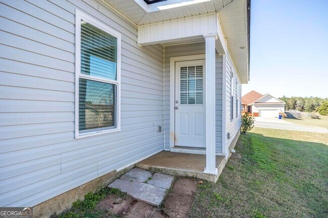 Building Photo - 101 Shasta Dr