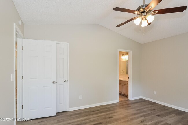 Building Photo - 2671 Sam Houston Pl