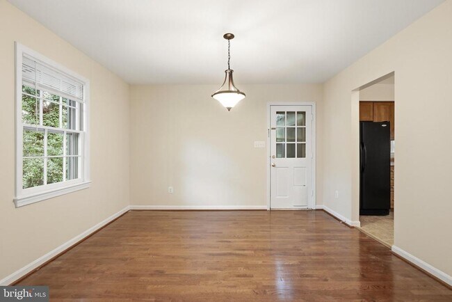 Building Photo - 8621 Buckboard Dr