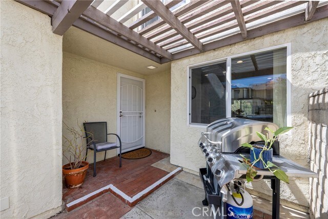 Building Photo - 5548 E Vista Del Amigo