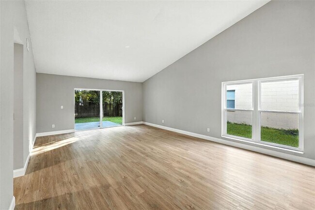 Building Photo - 427 Chicago Woods Cir