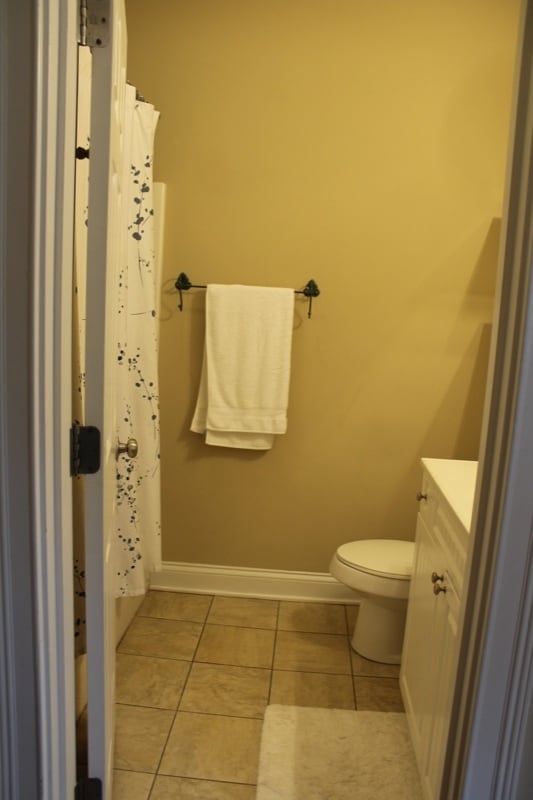 Building Photo - 211 W Fairview Ave