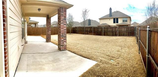 Building Photo - 216 Rugby Ln