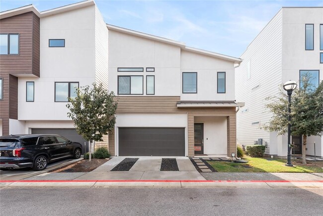 Building Photo - 7913 Floracita Ln