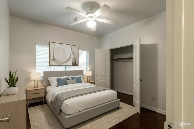 Building Photo - 10904 Panther Ct