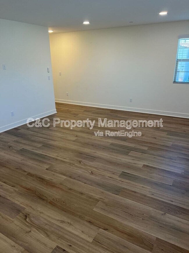 Building Photo - 5912 Banbury Ln