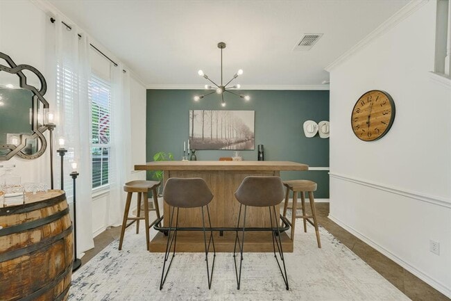 Building Photo - 803 Crocus Dr