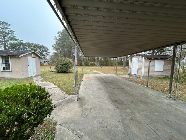 Building Photo - 6623 US Highway 84 E, Hinesville, GA