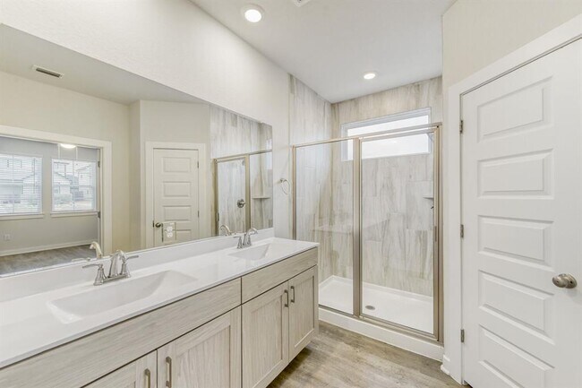 Building Photo - 315 Garner Dr