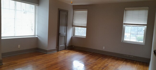 Building Photo - 4916 Tennessee Ave