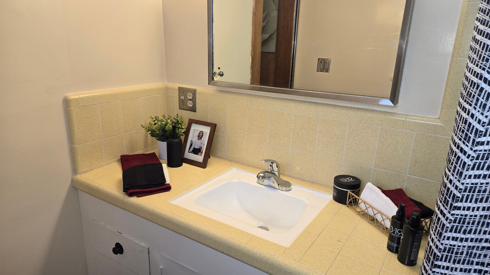 bathroom - 792 Alameda St