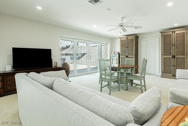Building Photo - 3135 Fort Charles Dr