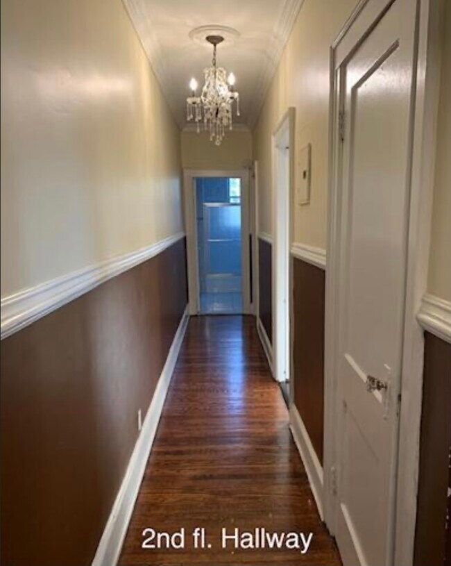 Building Photo - 623 Metropolitan Ave